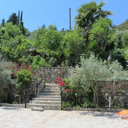 Villa Falcon Crest 1840 Asprogerakata